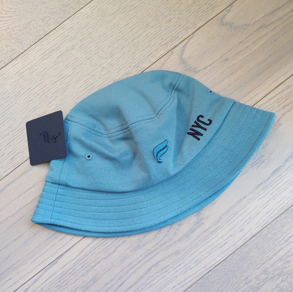 Fabletics hat - Picture 2 of 3